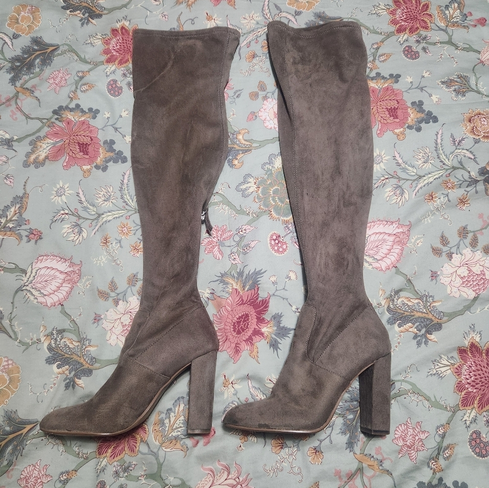 Steve Madden Emotions Over The Knee Boots Size 7.5